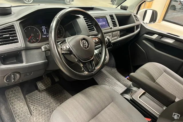 Volkswagen Caravelle Comfortline pitkä 2,0 TDI 110 kW DSG* Alv | Kamera | Navi | ACC | Ada vakkari | tupla liukuovet Image 6